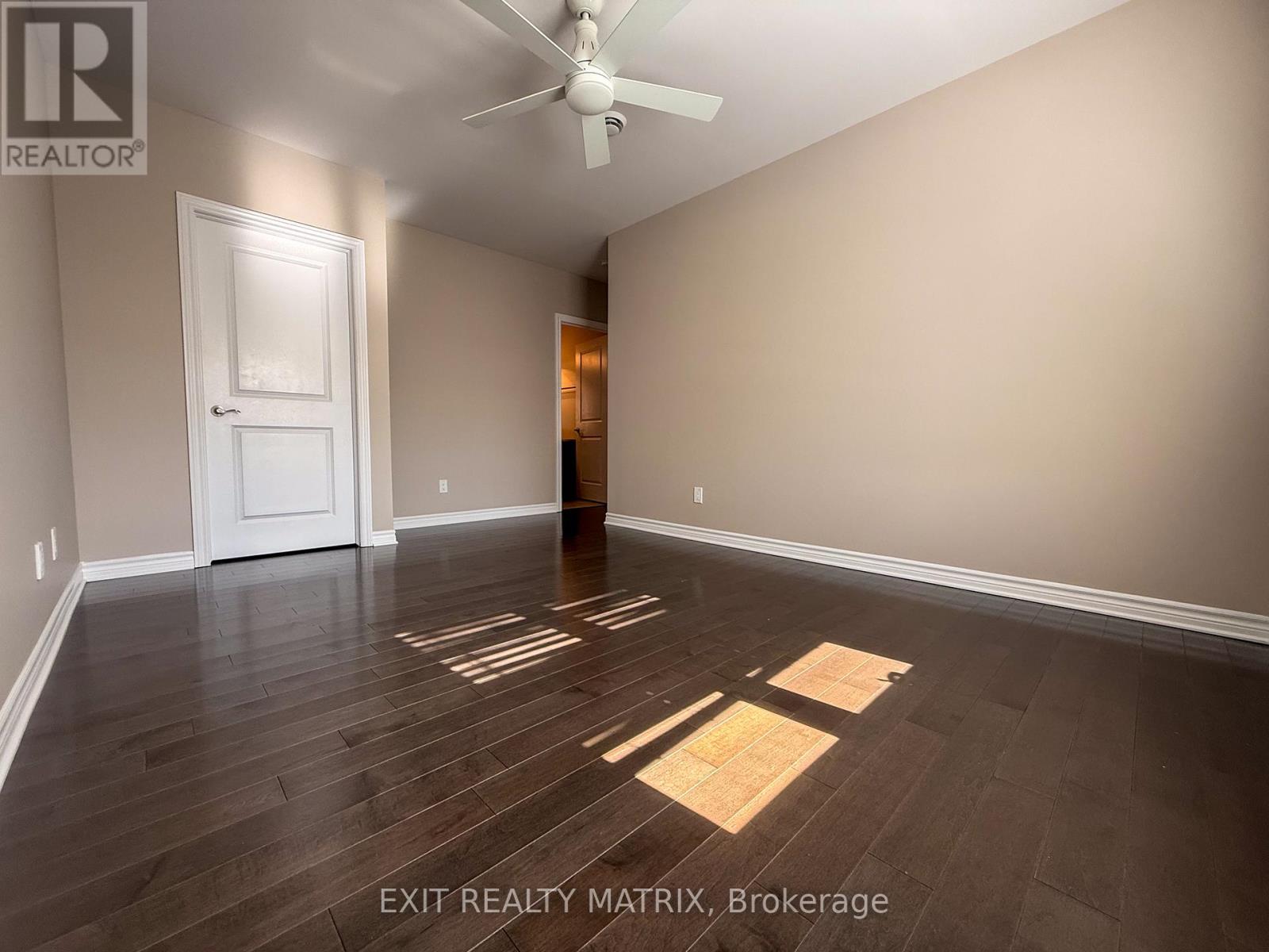 305 - 300 Solstice Crescent