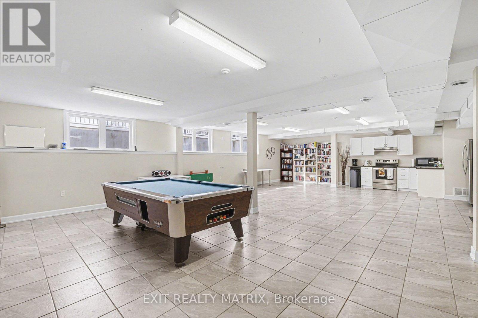 305 - 300 Solstice Crescent