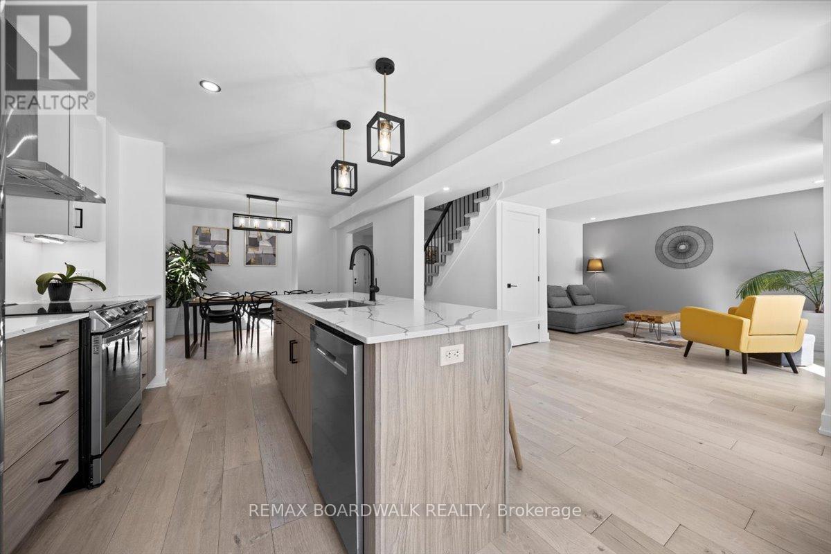 1535 Kamouraska Circle