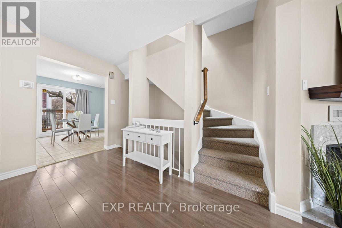 D - 284 Dalehurst Drive