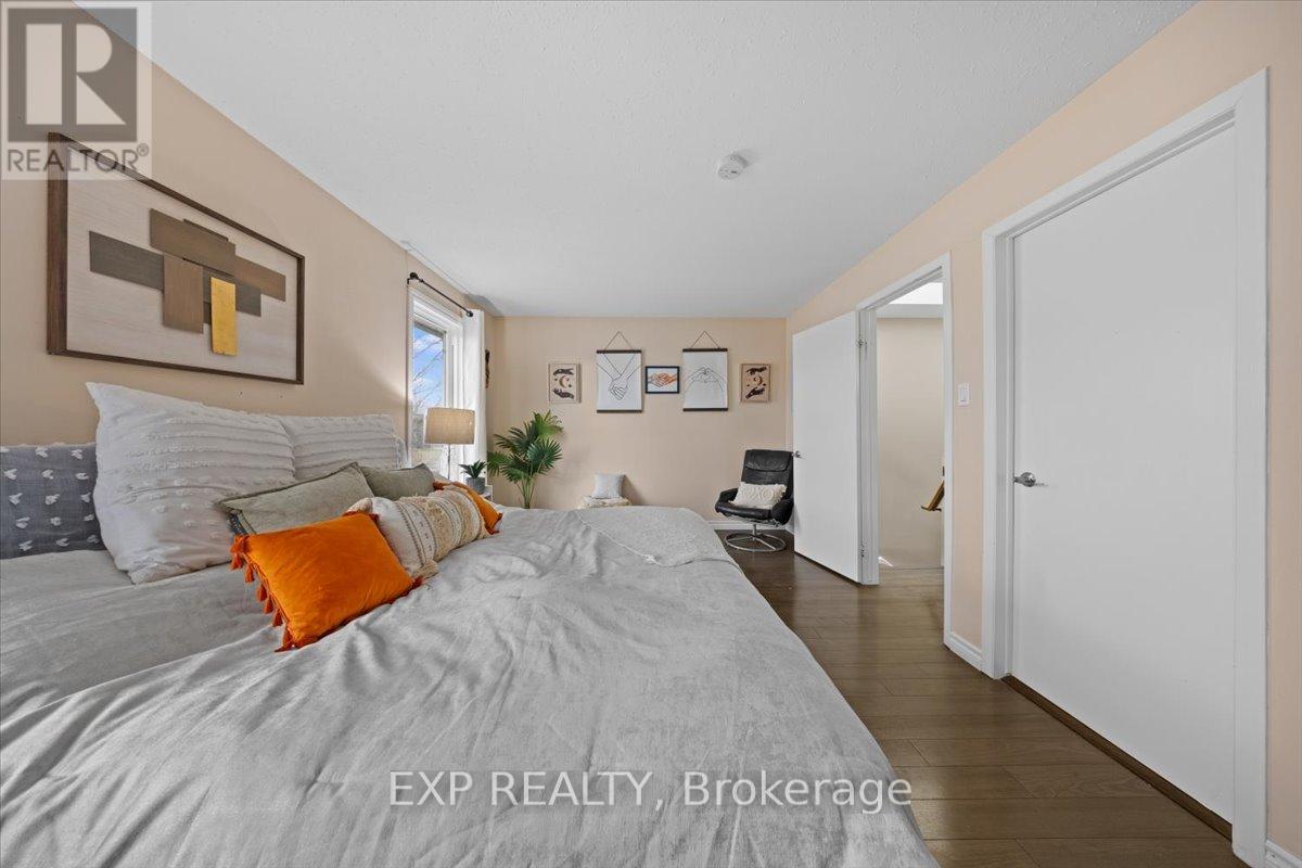 D - 284 Dalehurst Drive