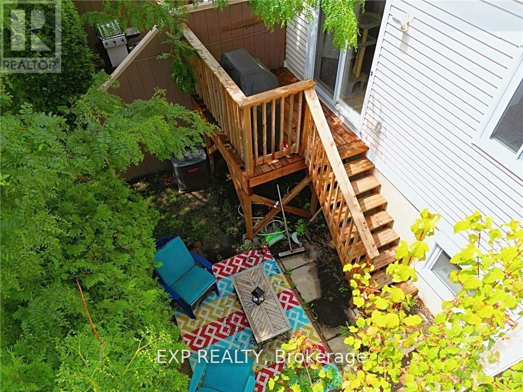 D - 284 Dalehurst Drive