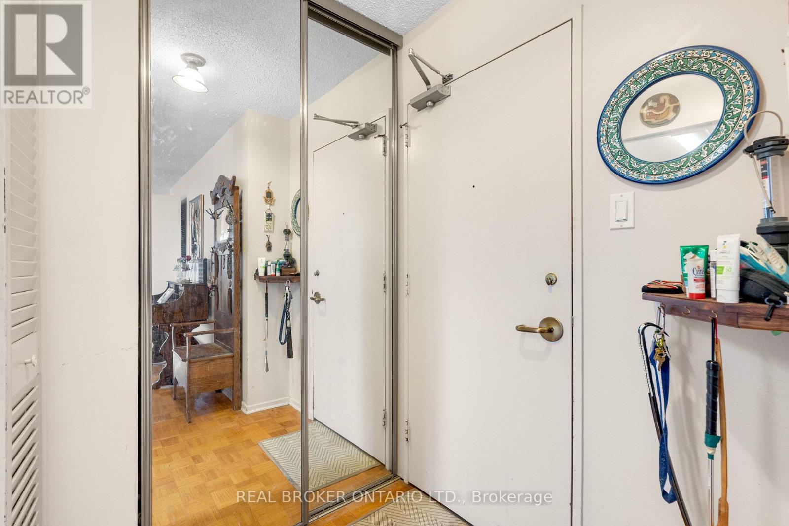 506 - 2625 Regina Street