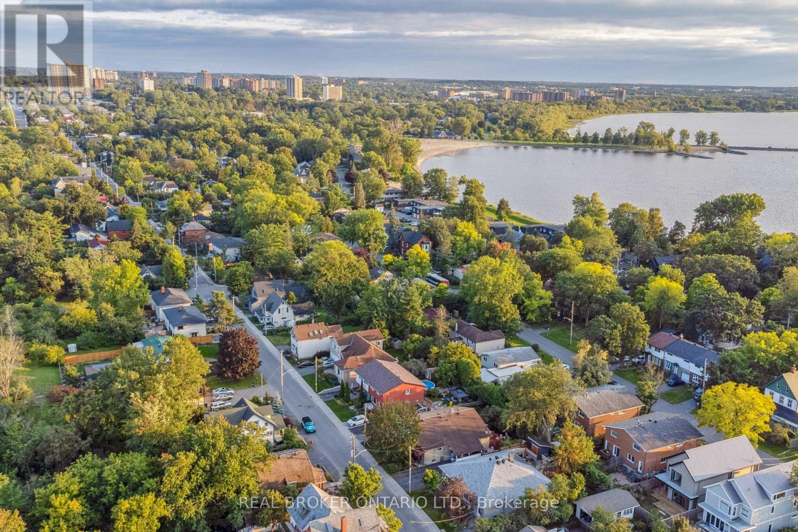 506 - 2625 Regina Street