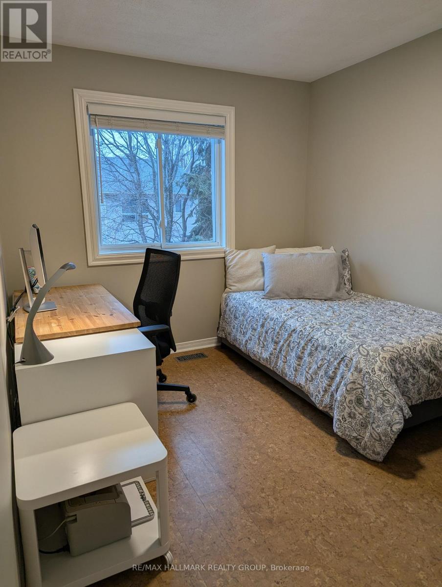 155 Markland Crescent