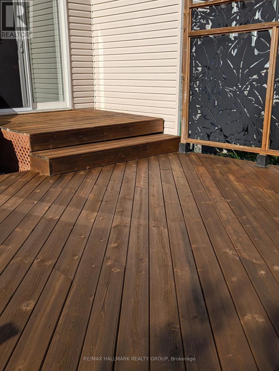 155 Markland Crescent