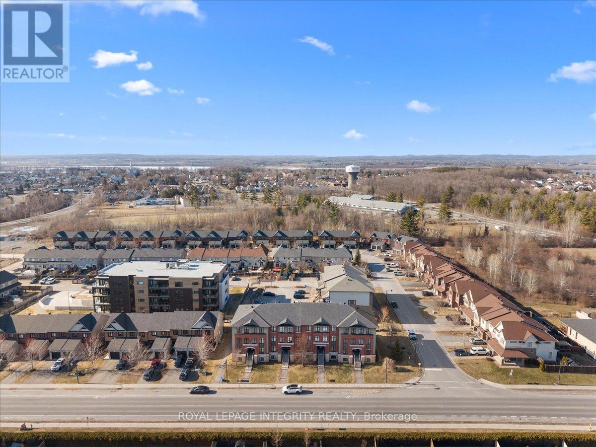 11 - 1124 Docteur Corbeil Boulevard