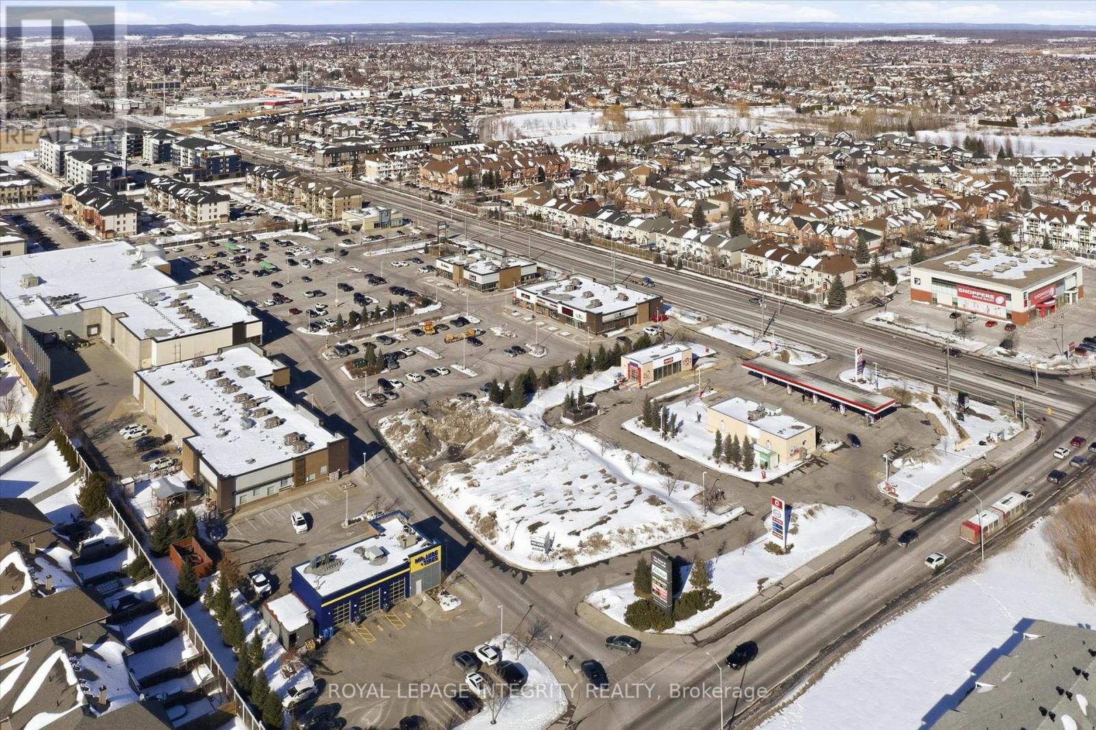 418 Rochefort Circle