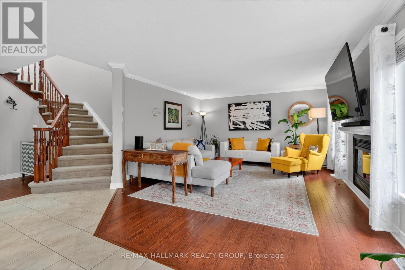 2041 Cherington Crescent