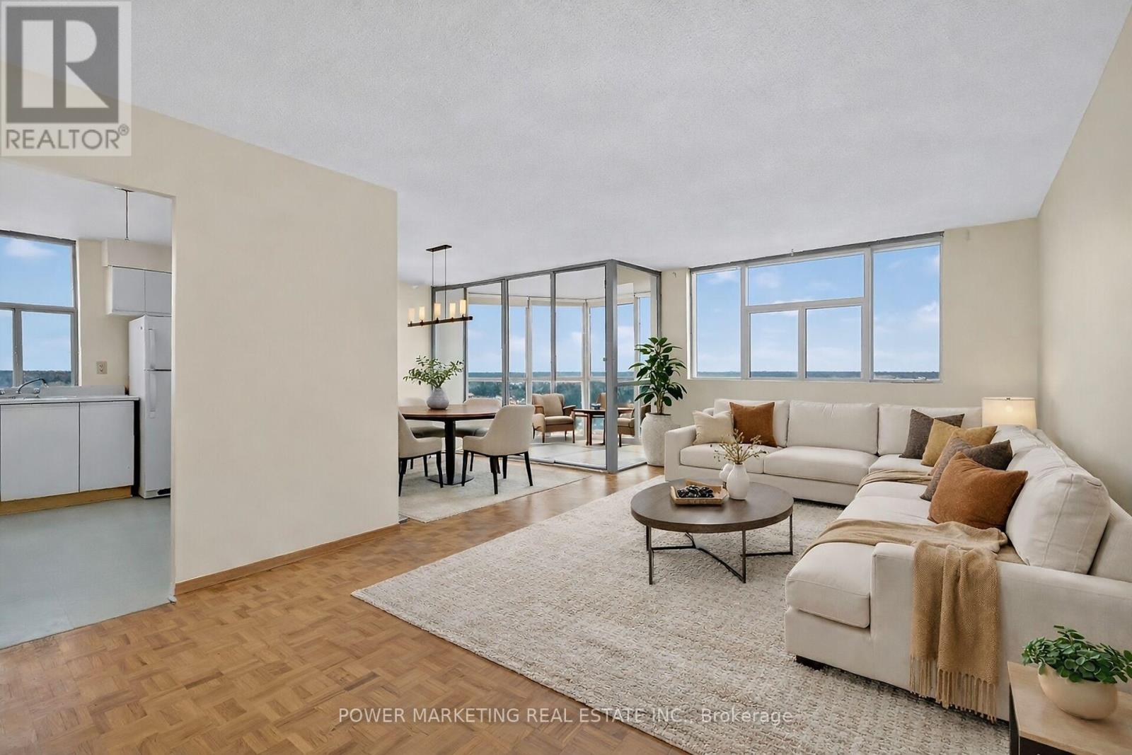 1204 - 2760 Carousel Crescent