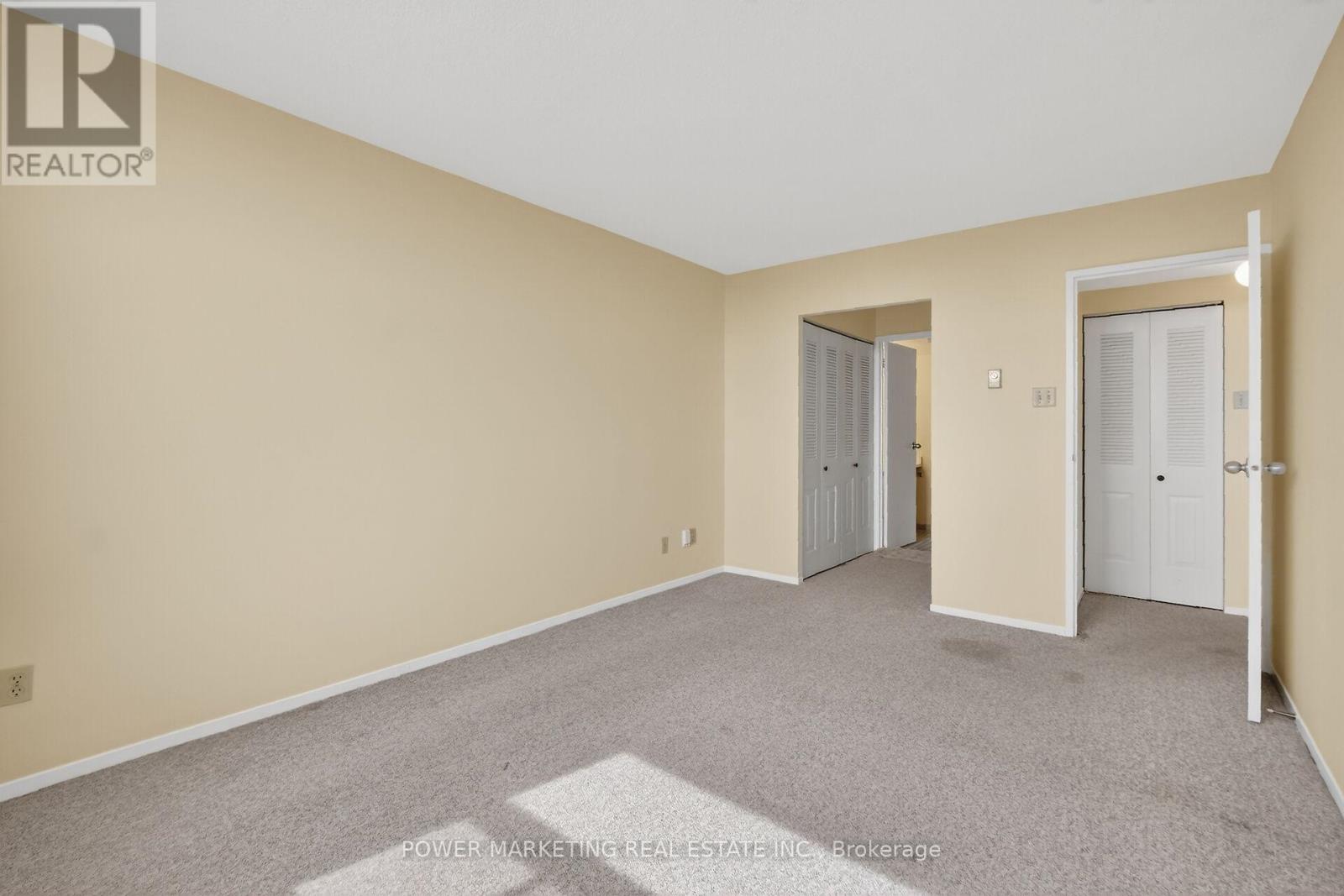 1204 - 2760 Carousel Crescent