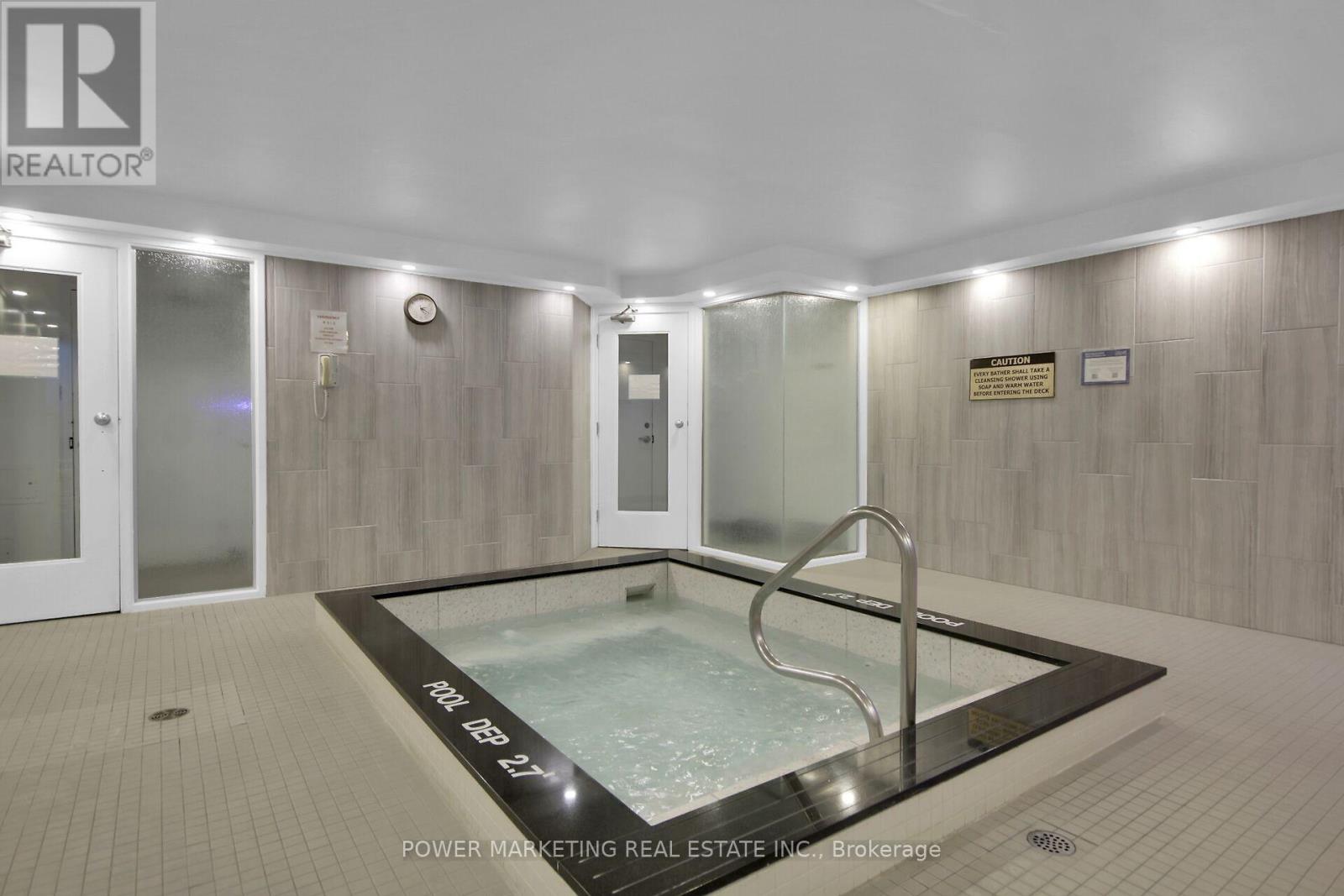 1204 - 2760 Carousel Crescent