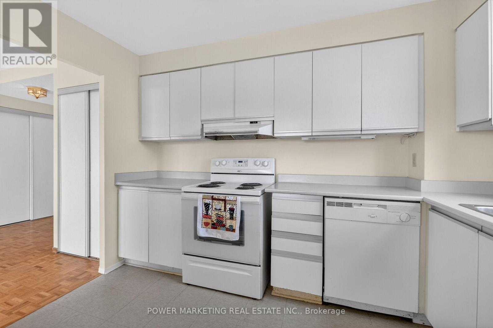 1204 - 2760 Carousel Crescent