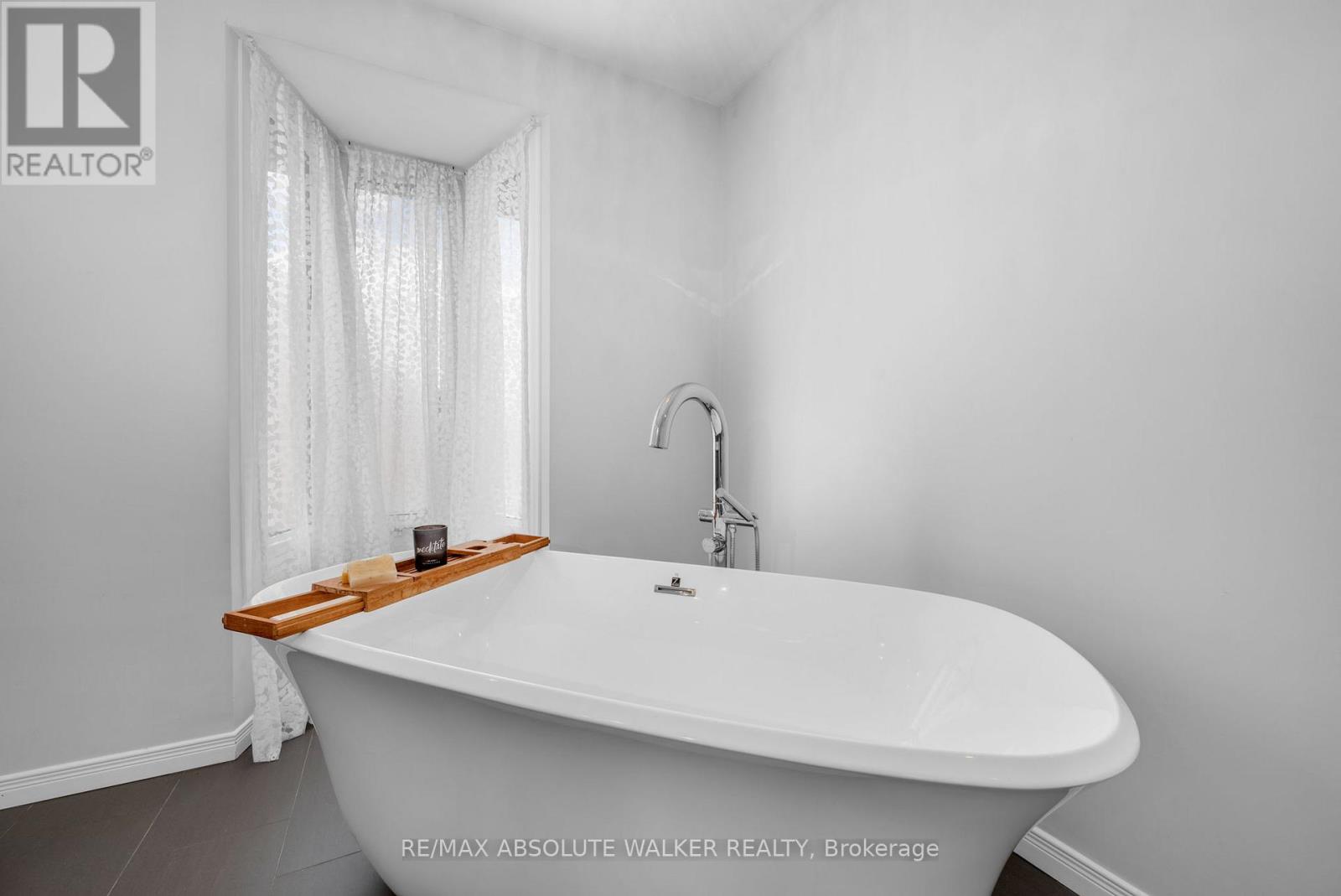 21 Pattermead Crescent