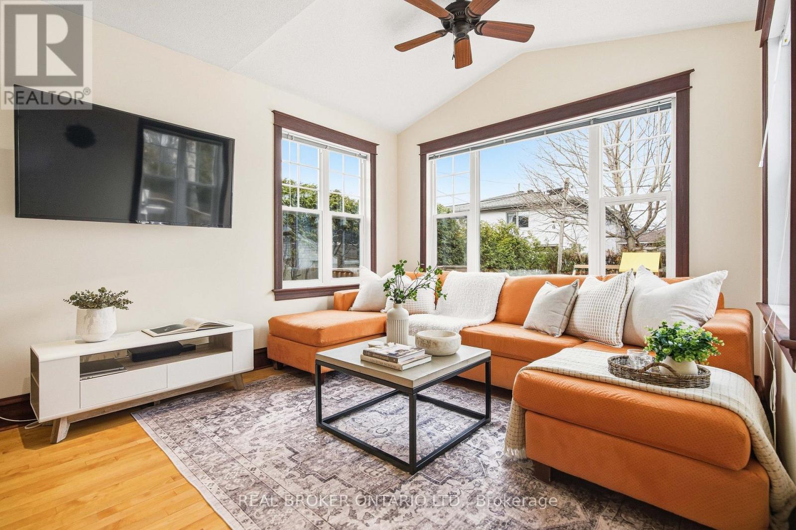 496 Hartleigh Avenue