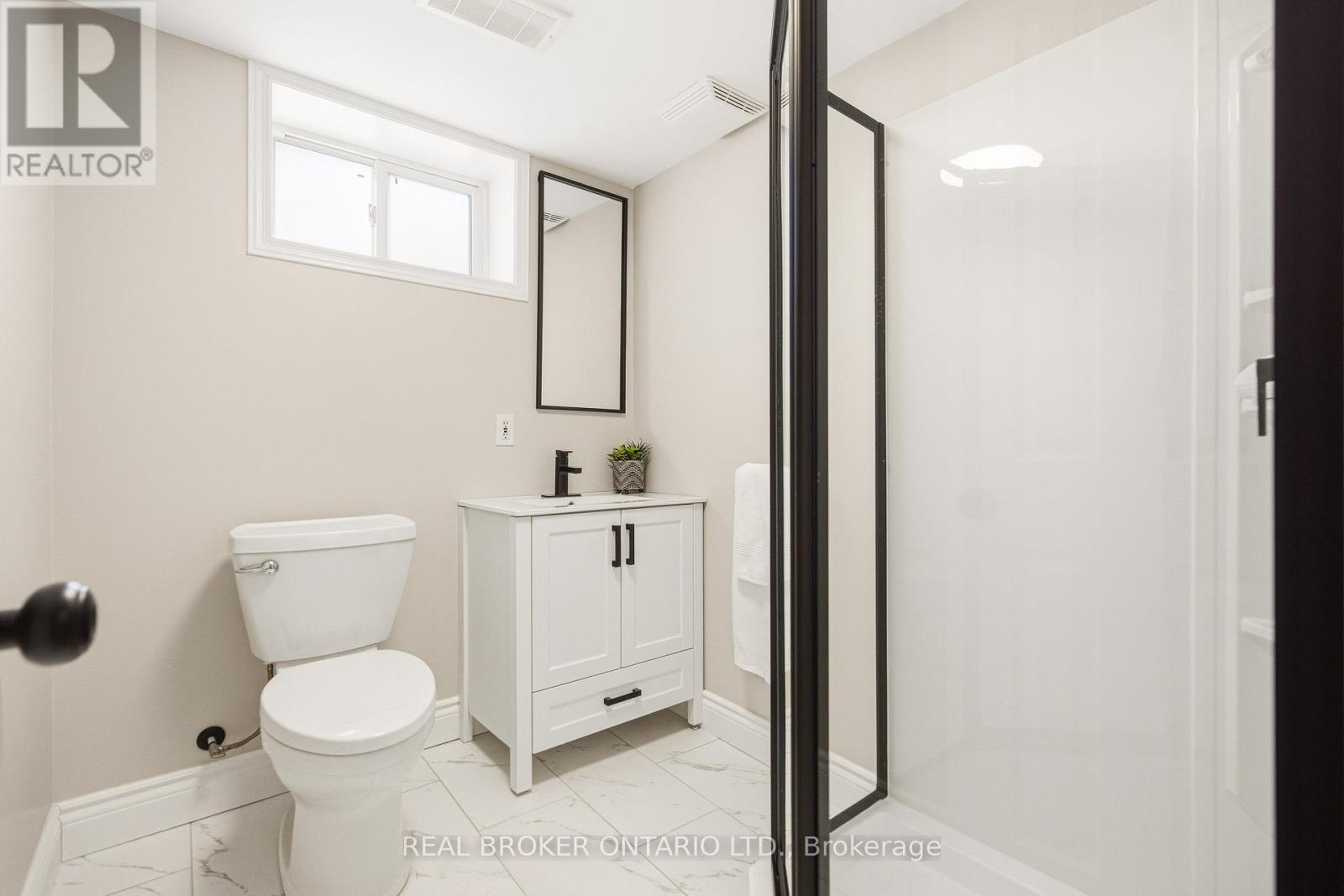 496 Hartleigh Avenue