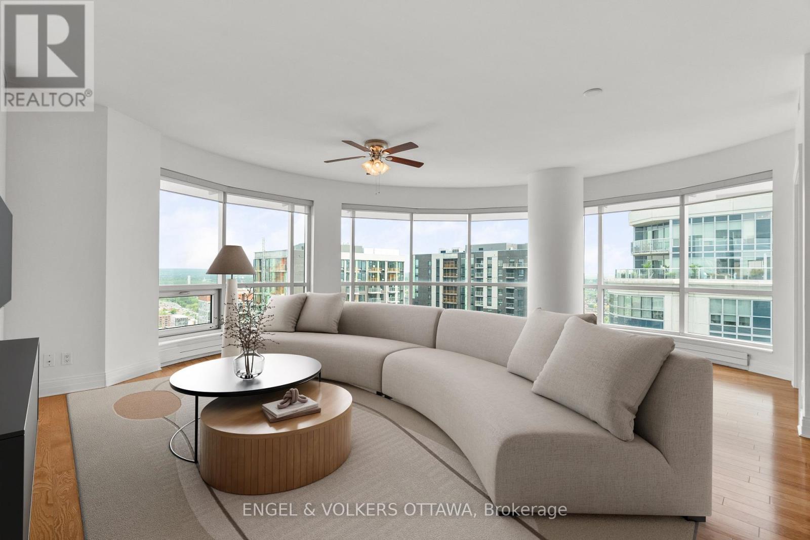 2603 - 234 Rideau Street