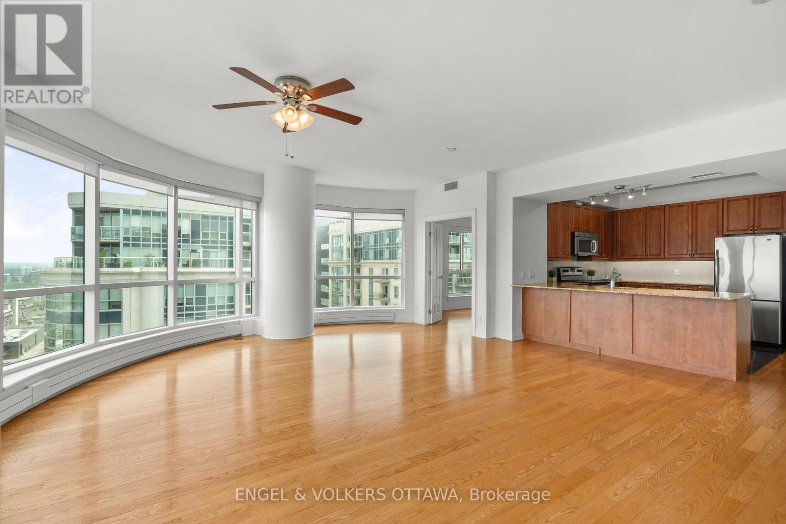 2603 - 234 Rideau Street