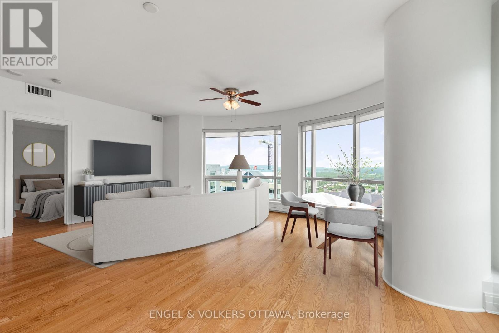 2603 - 234 Rideau Street