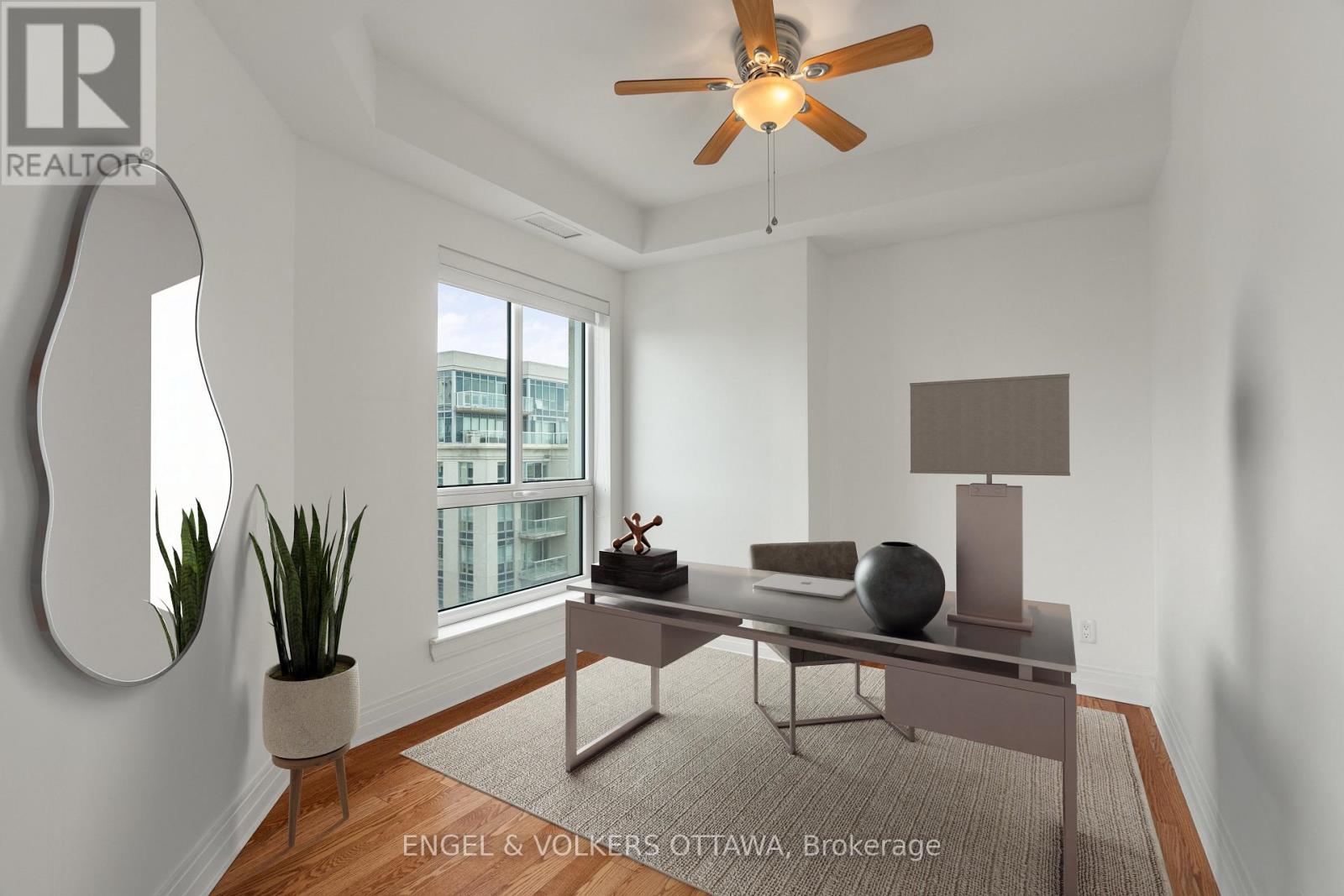 2603 - 234 Rideau Street