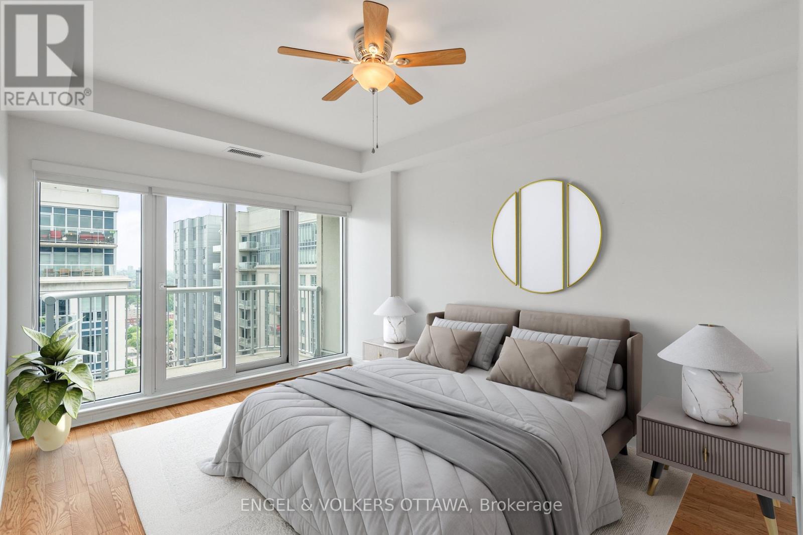 2603 - 234 Rideau Street