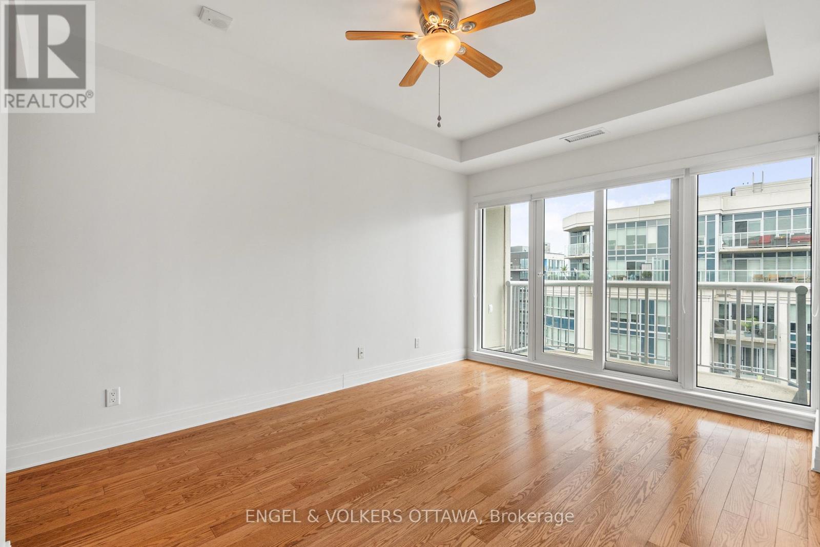 2603 - 234 Rideau Street