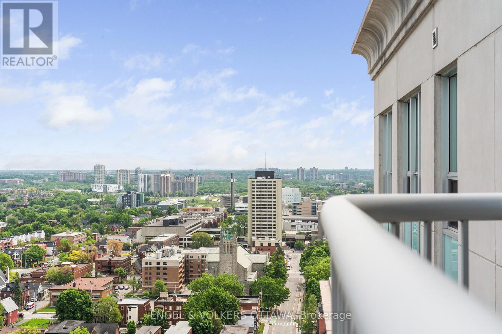 2603 - 234 Rideau Street