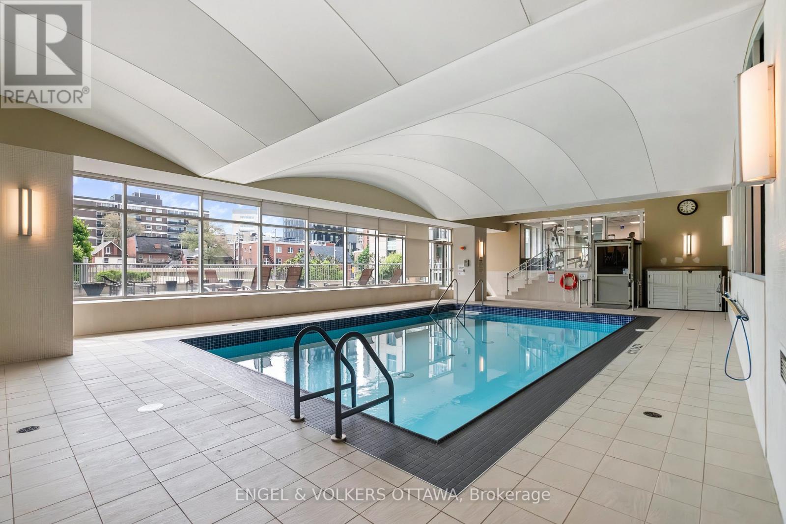 2603 - 234 Rideau Street