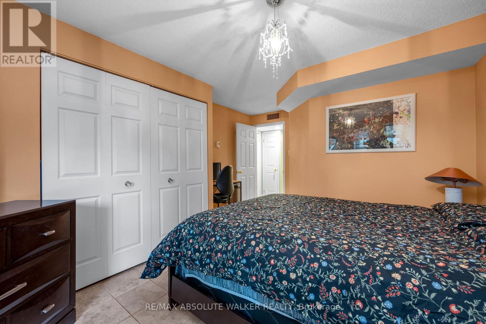 113 - 540 Cambridge Street S