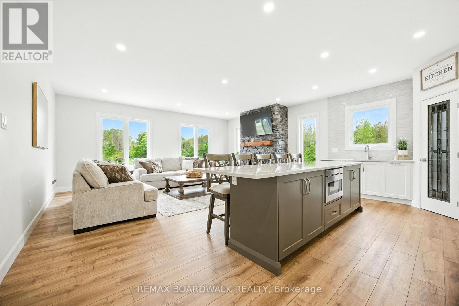 665 Drummond 5b Concession