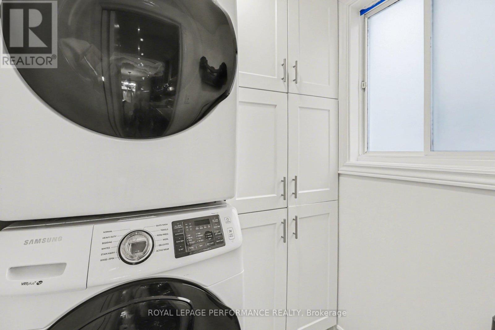 1006 Sheenboro Crescent