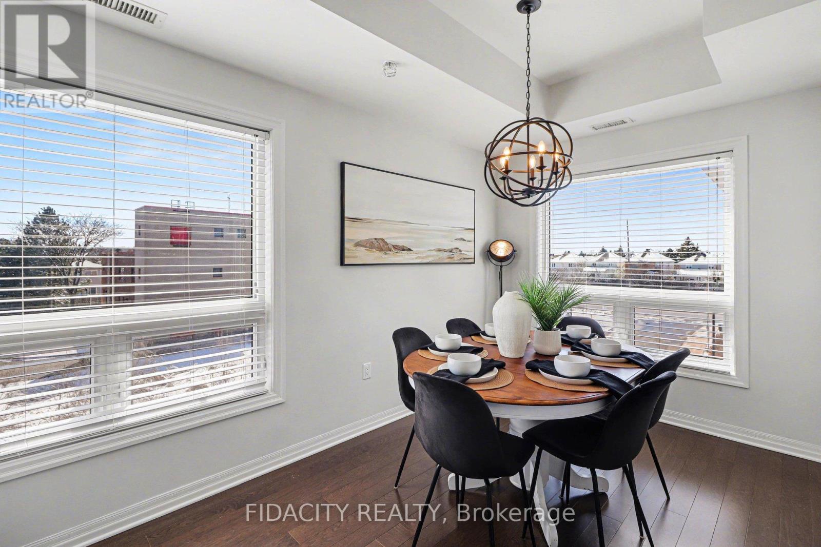 302 - 225 Winterfell Private