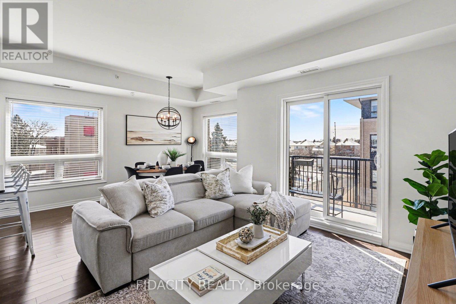 302 - 225 Winterfell Private