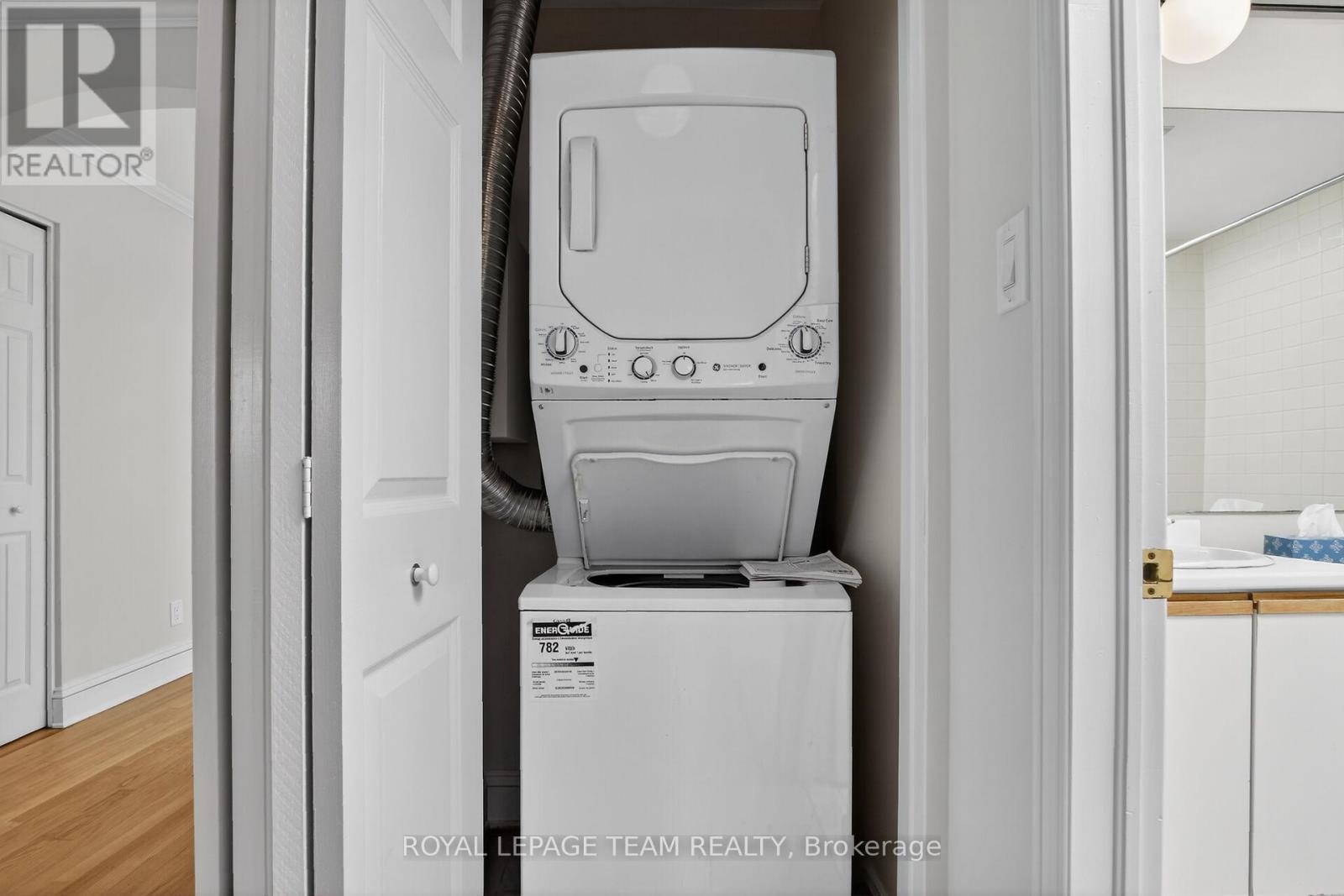 9 - 160 Bruyere Street