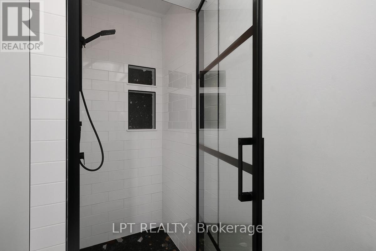 30 - 204 Briston Private