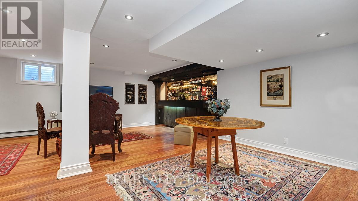 624 Pleasant Park Road