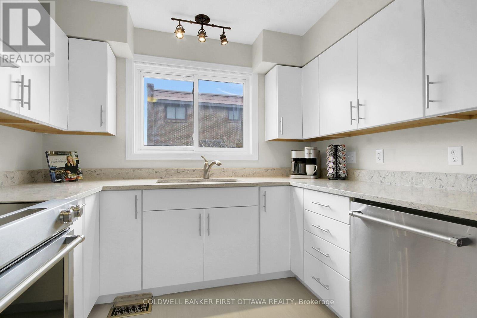 30 - 3924k Old Richmond Road