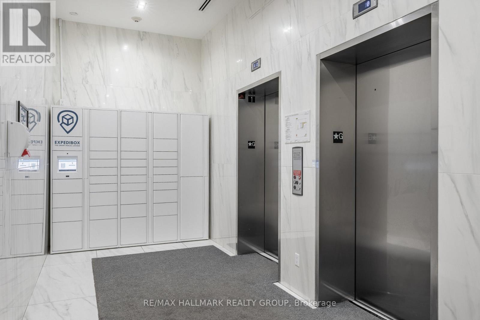 710 - 203 Catherine Street W