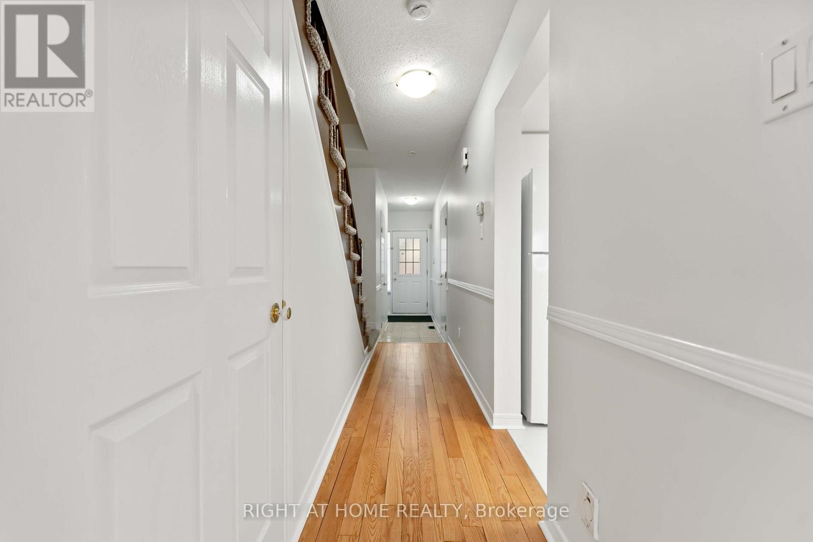 17 Locheland Crescent