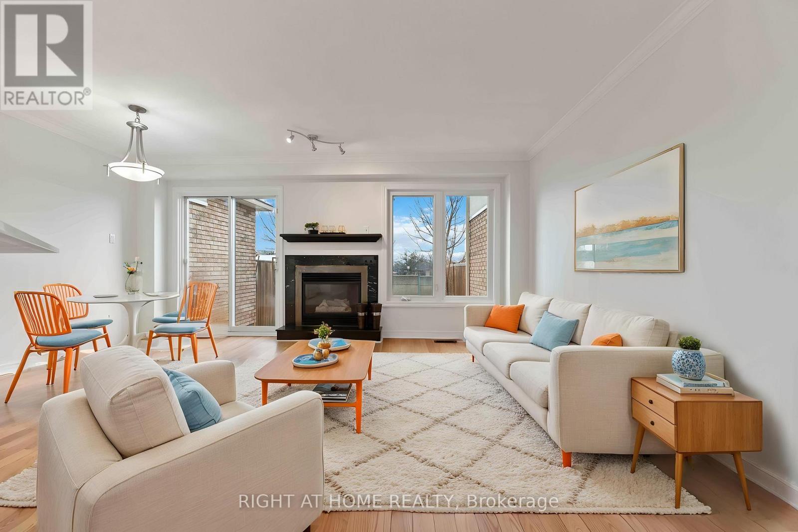 17 Locheland Crescent