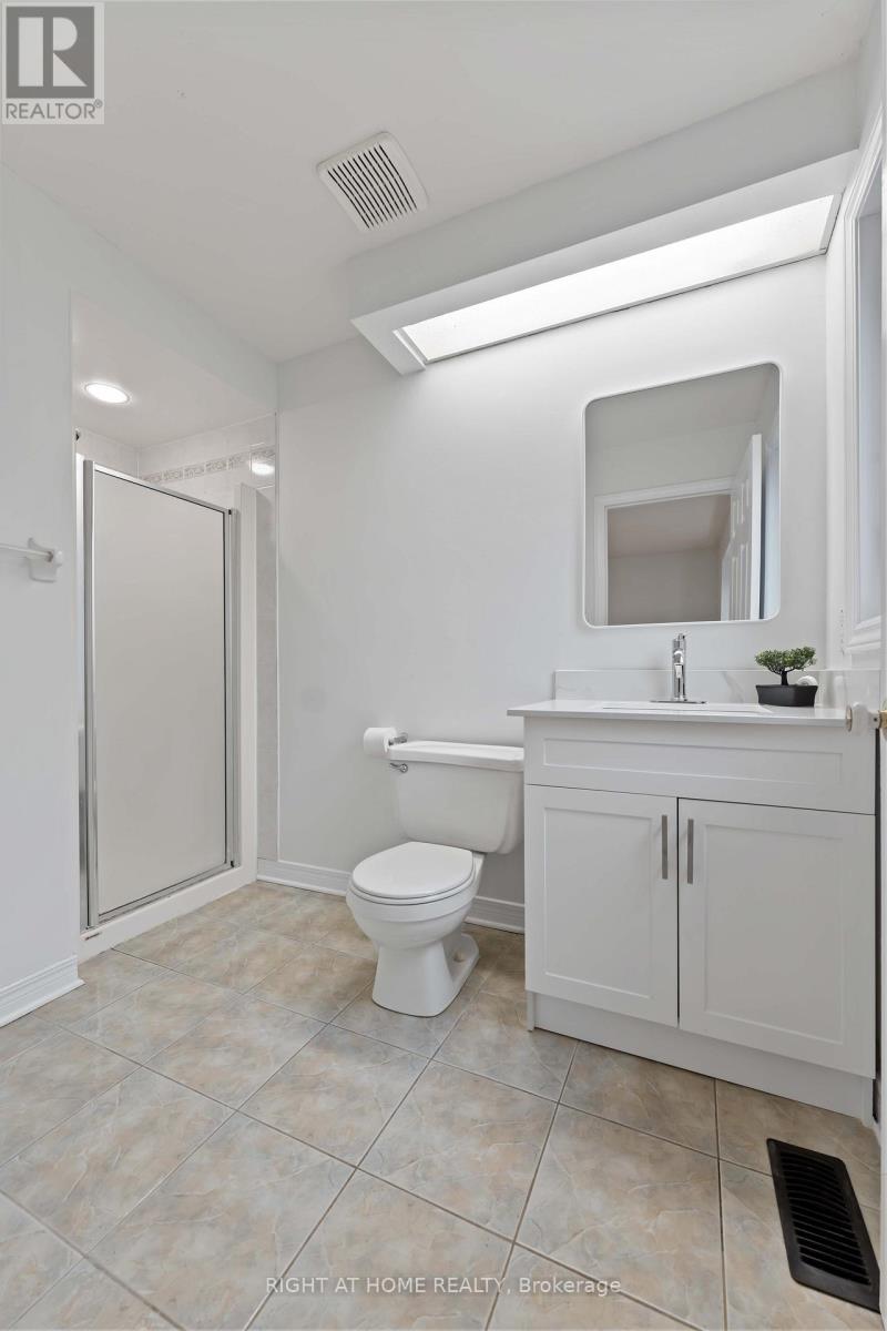 17 Locheland Crescent