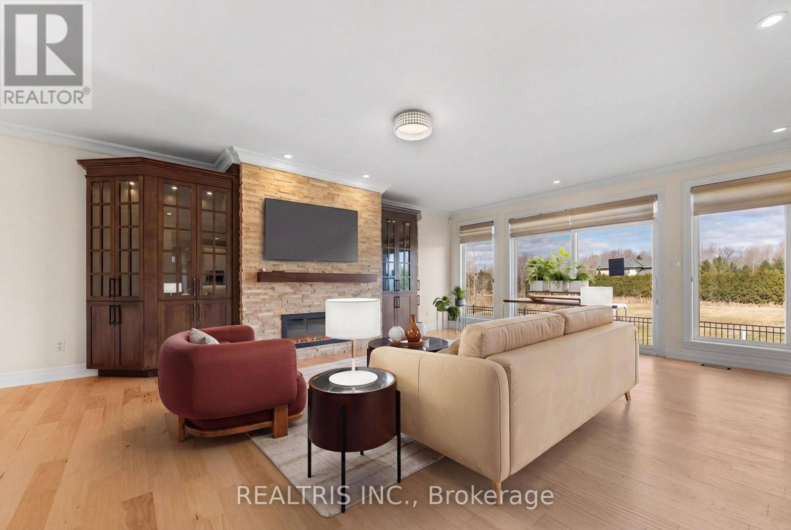 5813 Red Castle Ridge