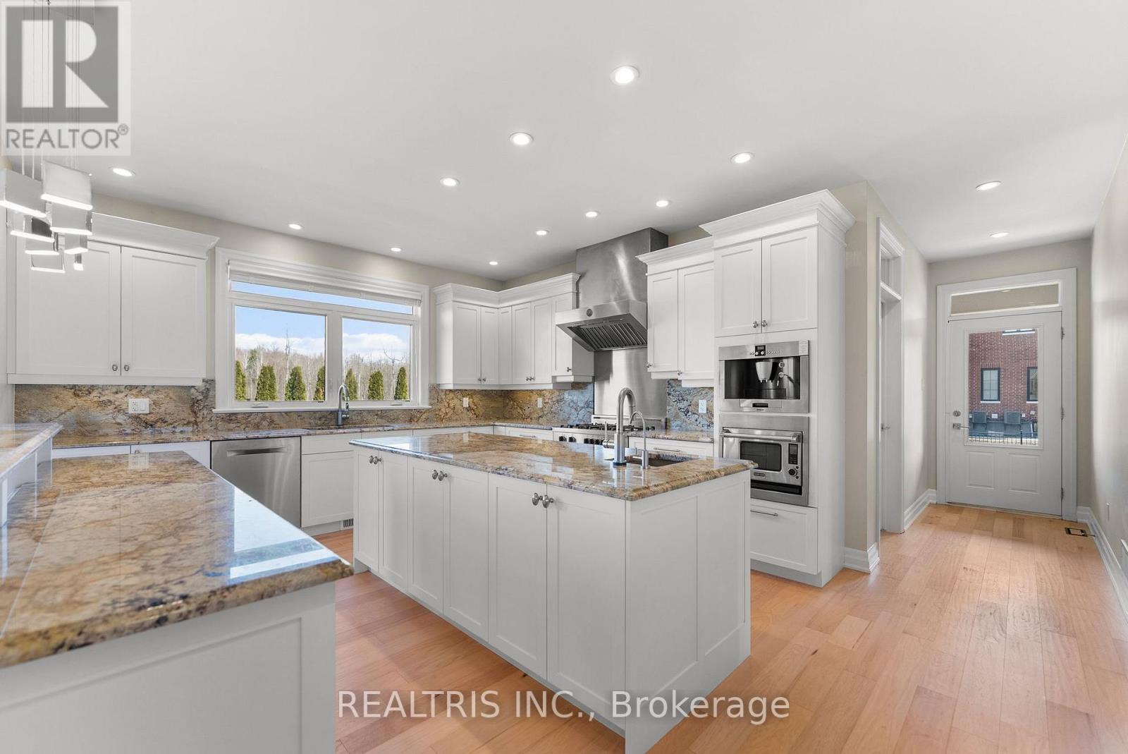 5813 Red Castle Ridge