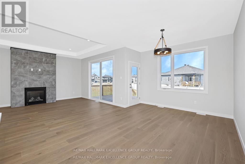 4366 Innes Road, Unit 202