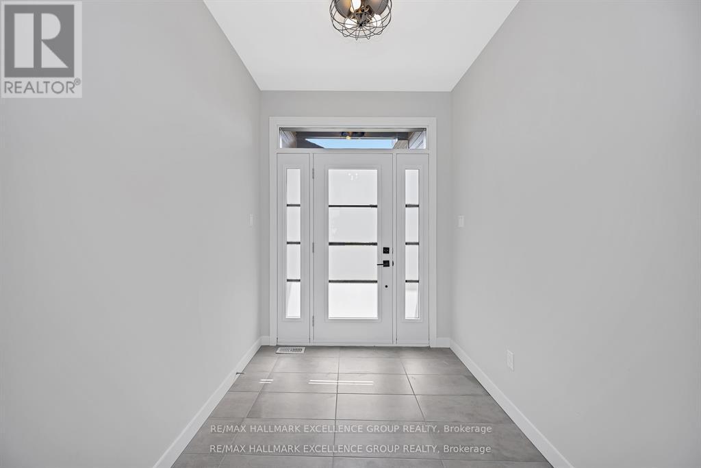 4366 Innes Road, Unit 202