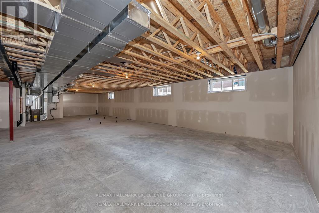 4366 Innes Road, Unit 202