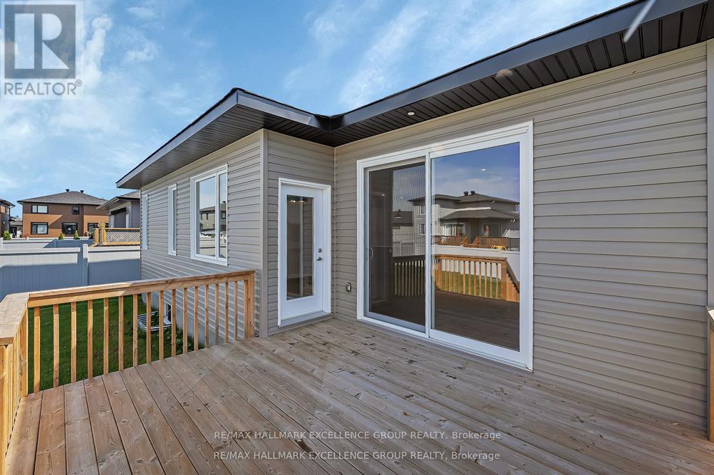 4366 Innes Road, Unit 202