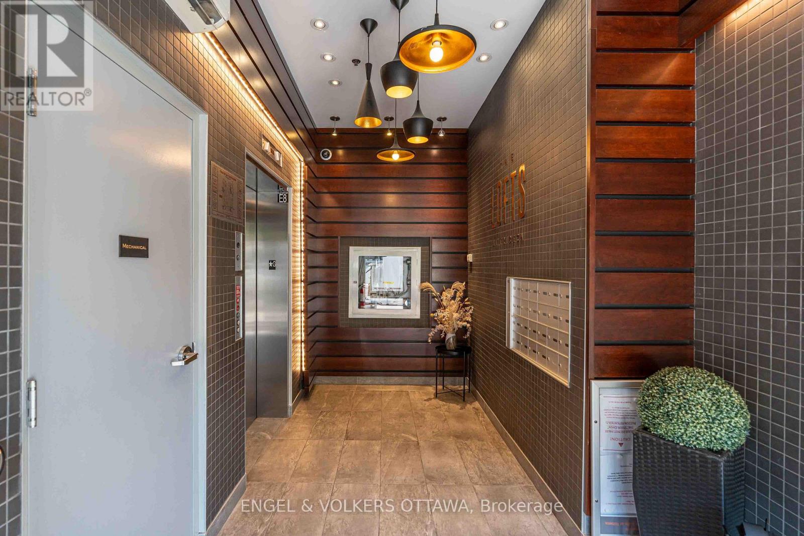 202 - 197 Lisgar Street