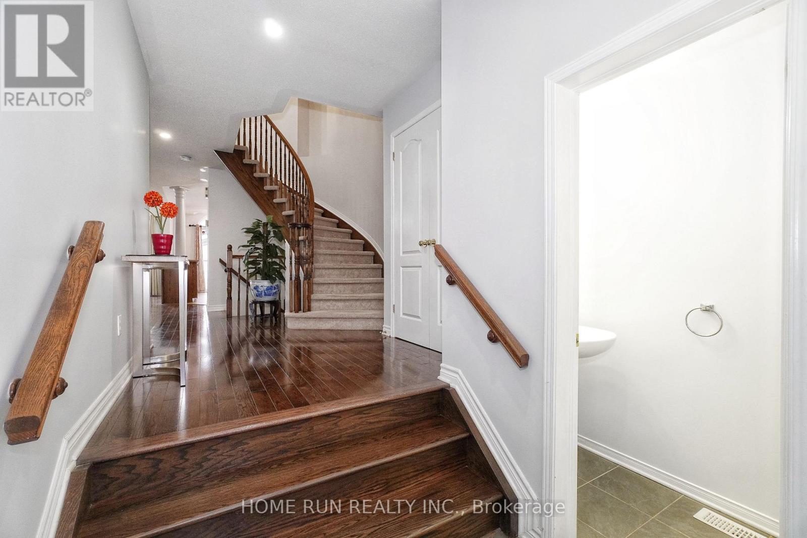 2222 Brockstone Crescent