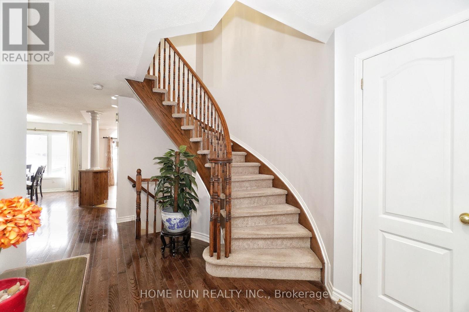 2222 Brockstone Crescent